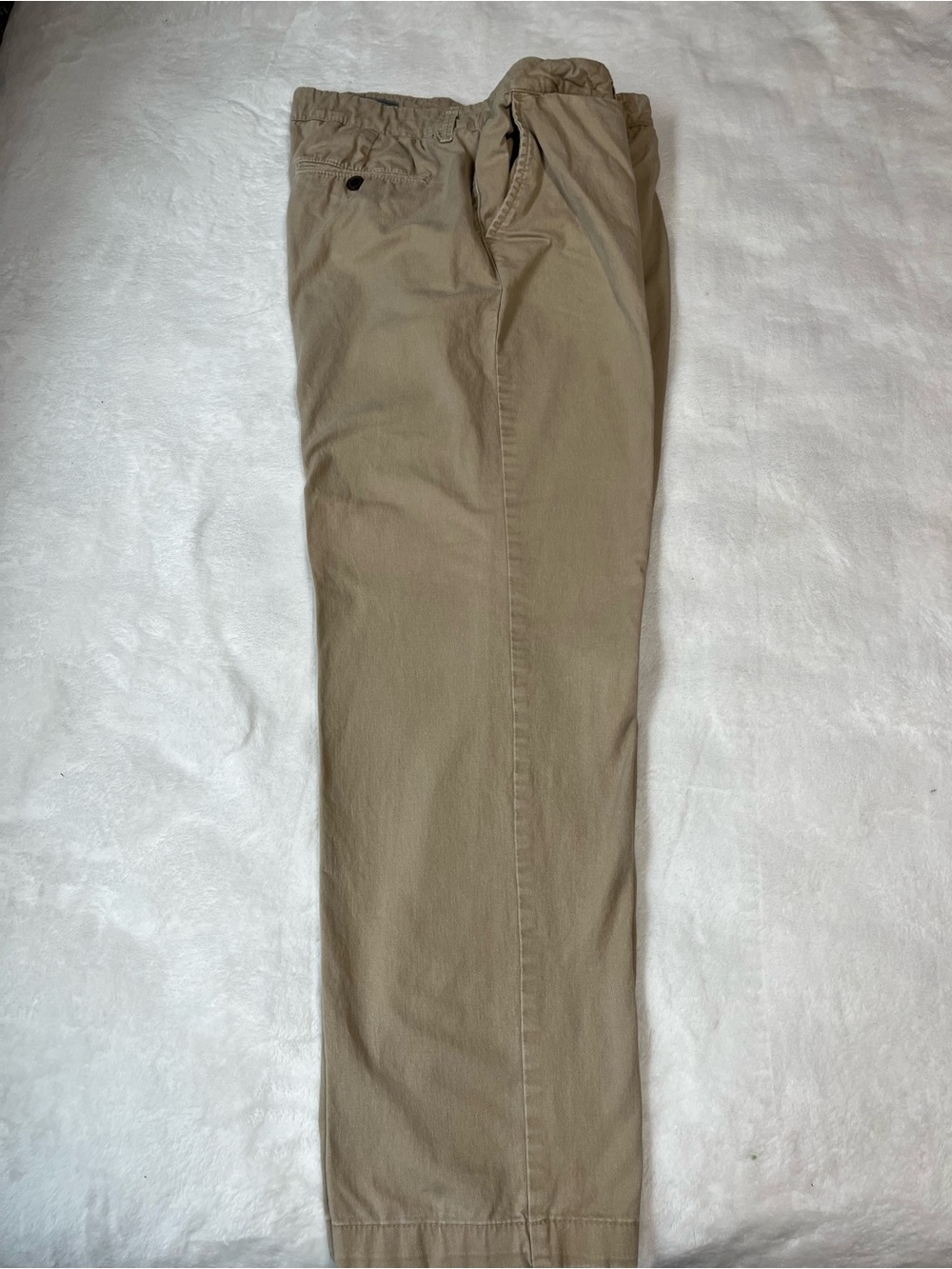 Aeropostale Men's Tan Chino Pants
